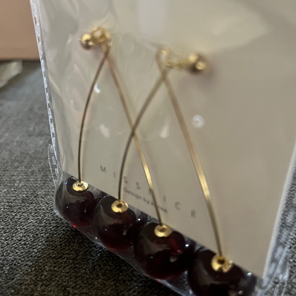 Set of 4 bracelets, 2 earrings and 1 nose ring. All NEW! - Picture 14 of 14